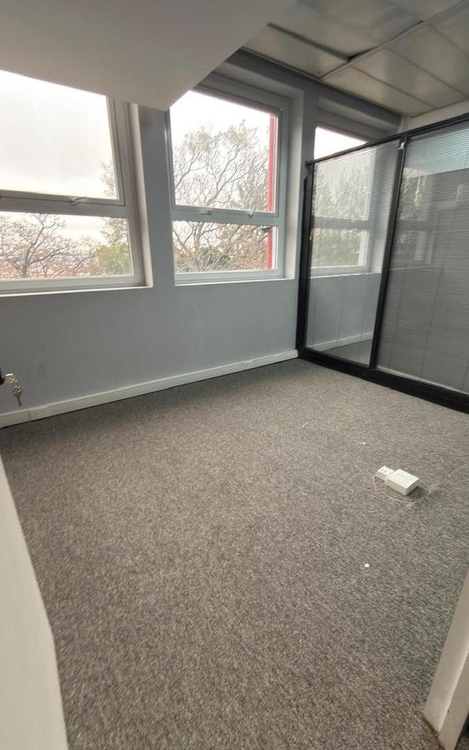 Foto de Oficinas 389m² - Villa Ballester, imagen 5