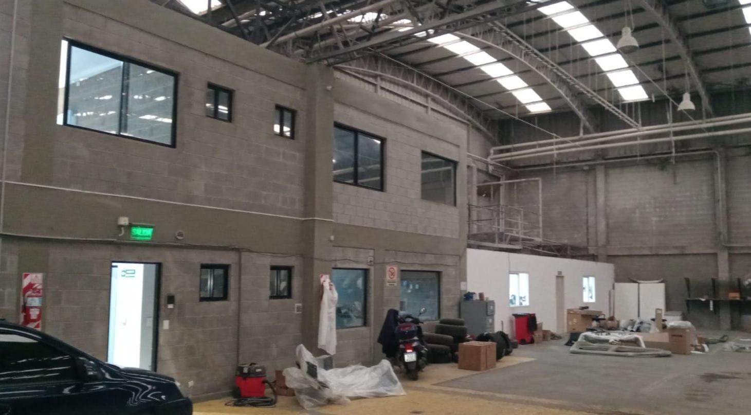 Foto de Galpón en alquiler 1800m² - Hurlingham, imagen 5