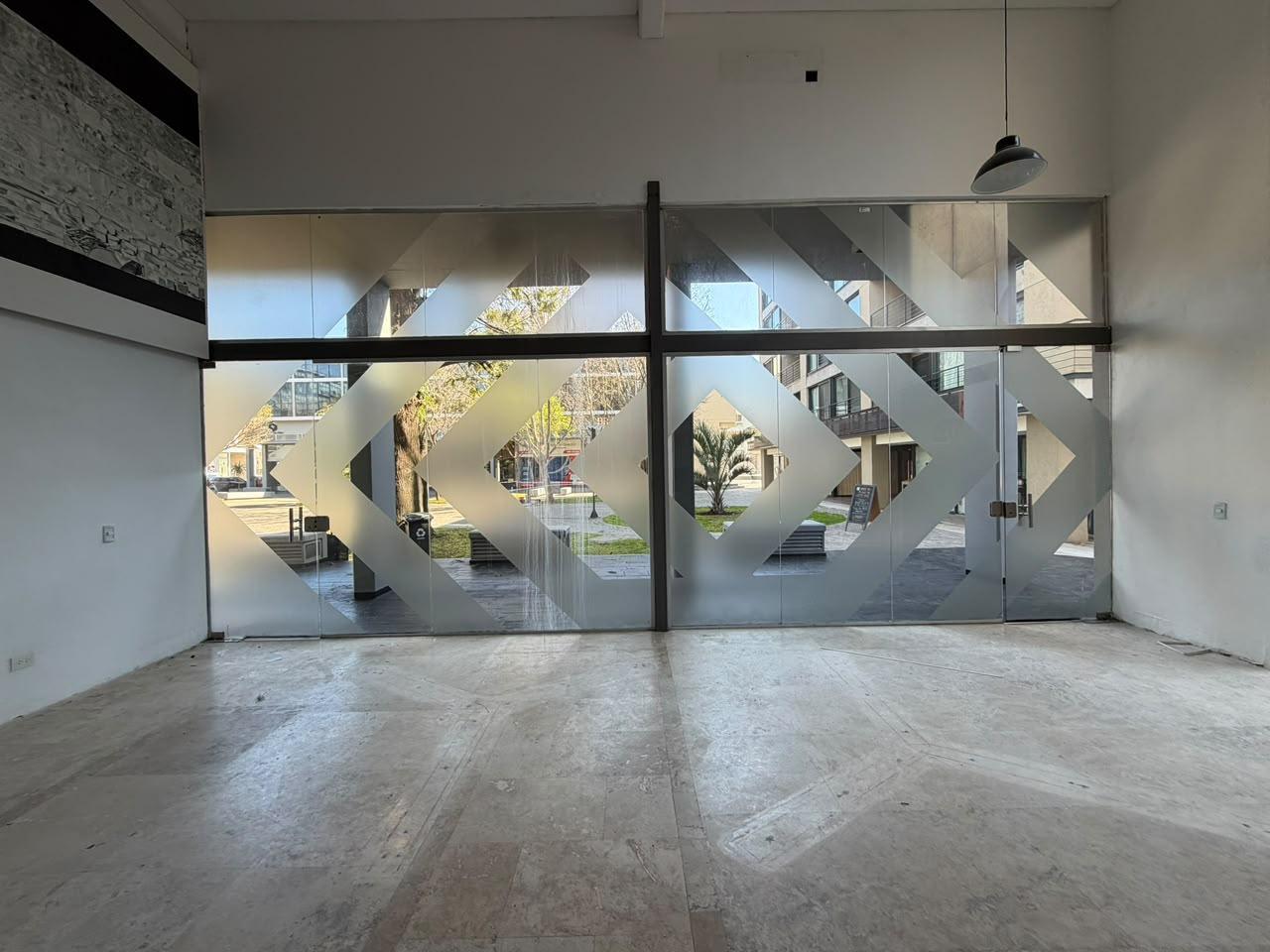 Foto de Local 5 - Edificio Agora III, Complejo 46 Plaza (Pilar), imagen 2