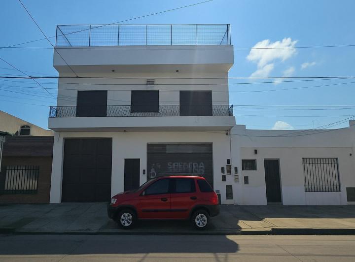 Departamento PH  en Alquiler en Haedo, Morón, G.B.A. Zona Oeste 2