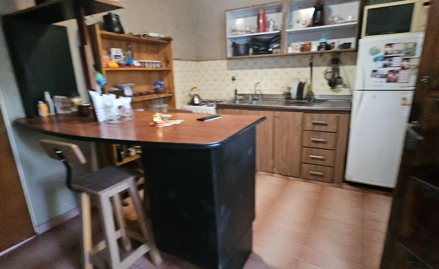 Departamento PH 3 Amb en Venta en Haedo, Morón, G.B.A. Zona Oeste