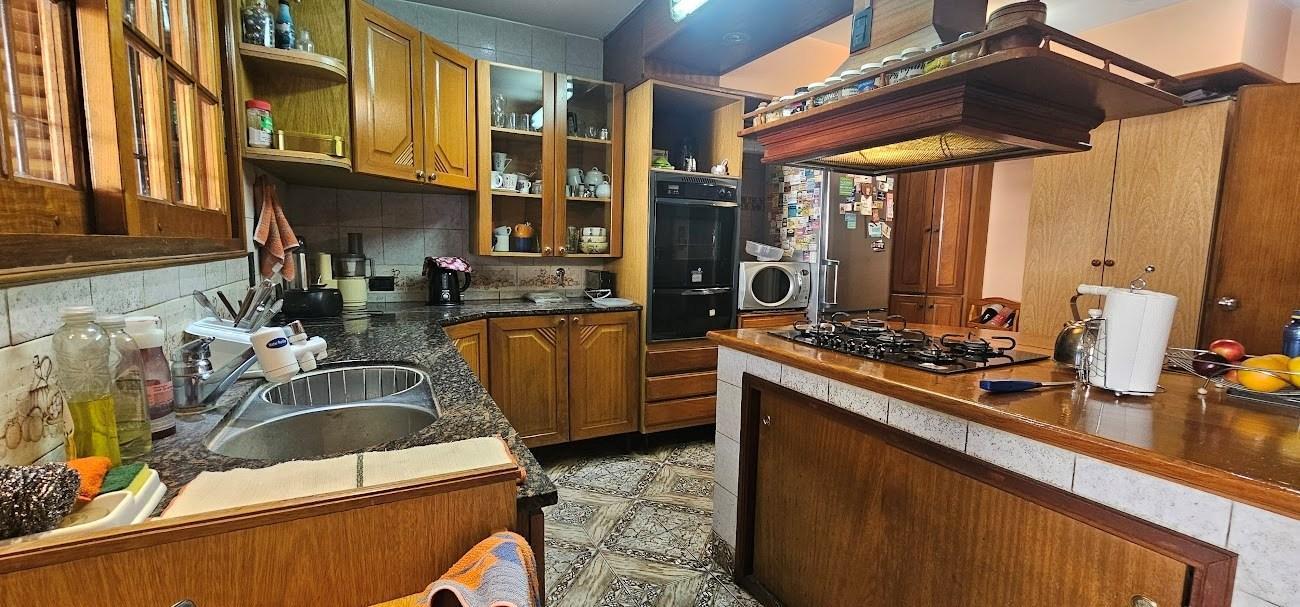 Foto de Casa Chalet en Venta en Haedo, Morón, G.B.A. Zona Oeste, imagen 3