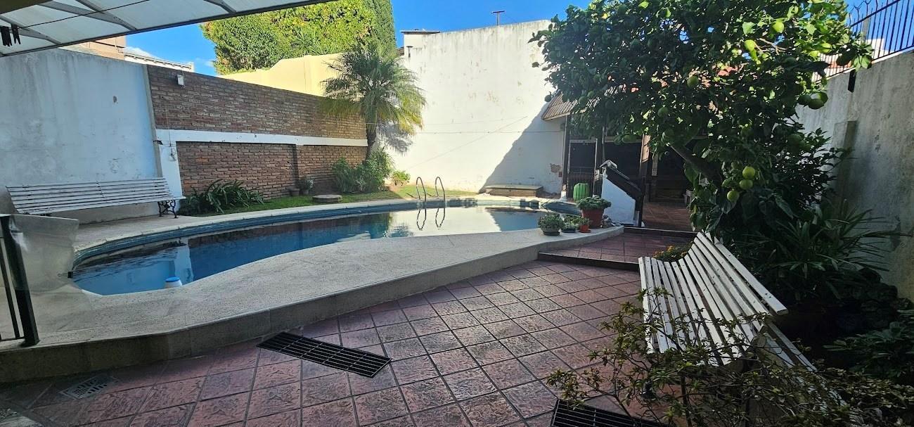 Casa Chalet en Venta en Haedo, Morón, G.B.A. Zona Oeste
