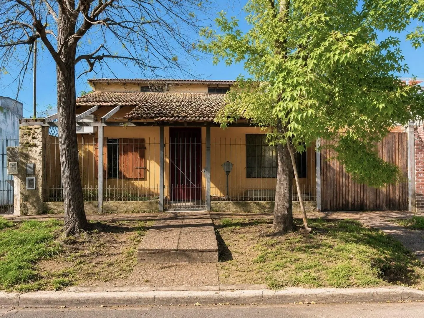 Casa en Venta en Villa Tesei, Hurlingham, G.B.A. Zona Oeste 2