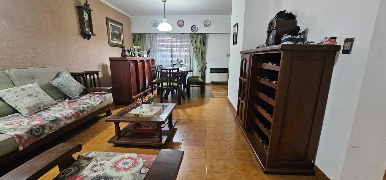 Casa  en Venta en Villa Sarmiento, Morón, G.B.A. Zona Oeste