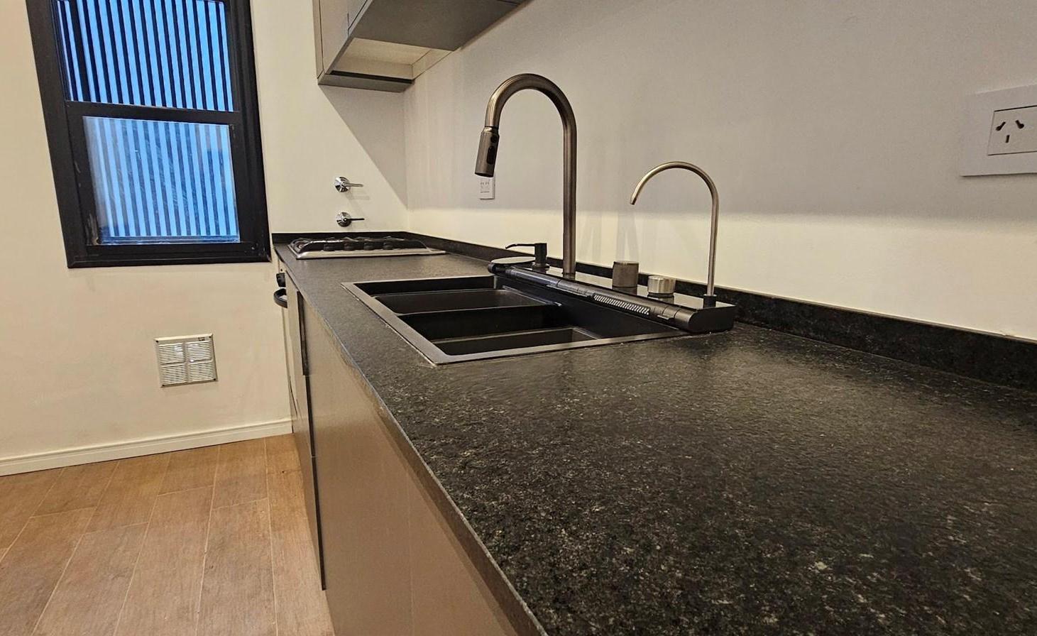 Foto de Casa Chalet en Venta en Haedo, Morón, G.B.A. Zona Oeste, imagen 1