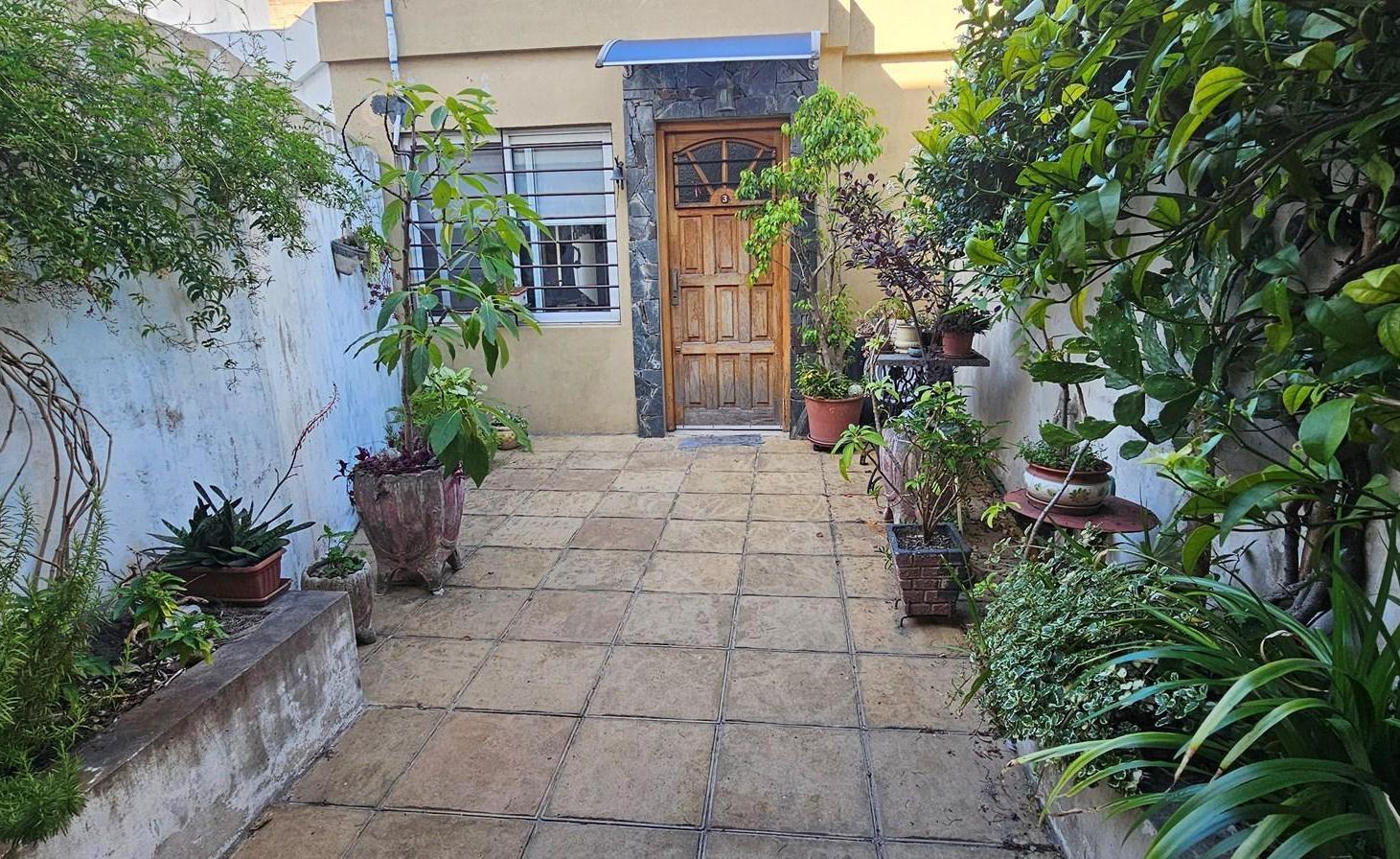 Foto de Casa Dúplex en Venta en Haedo, Morón, G.B.A. Zona Oeste, imagen 3