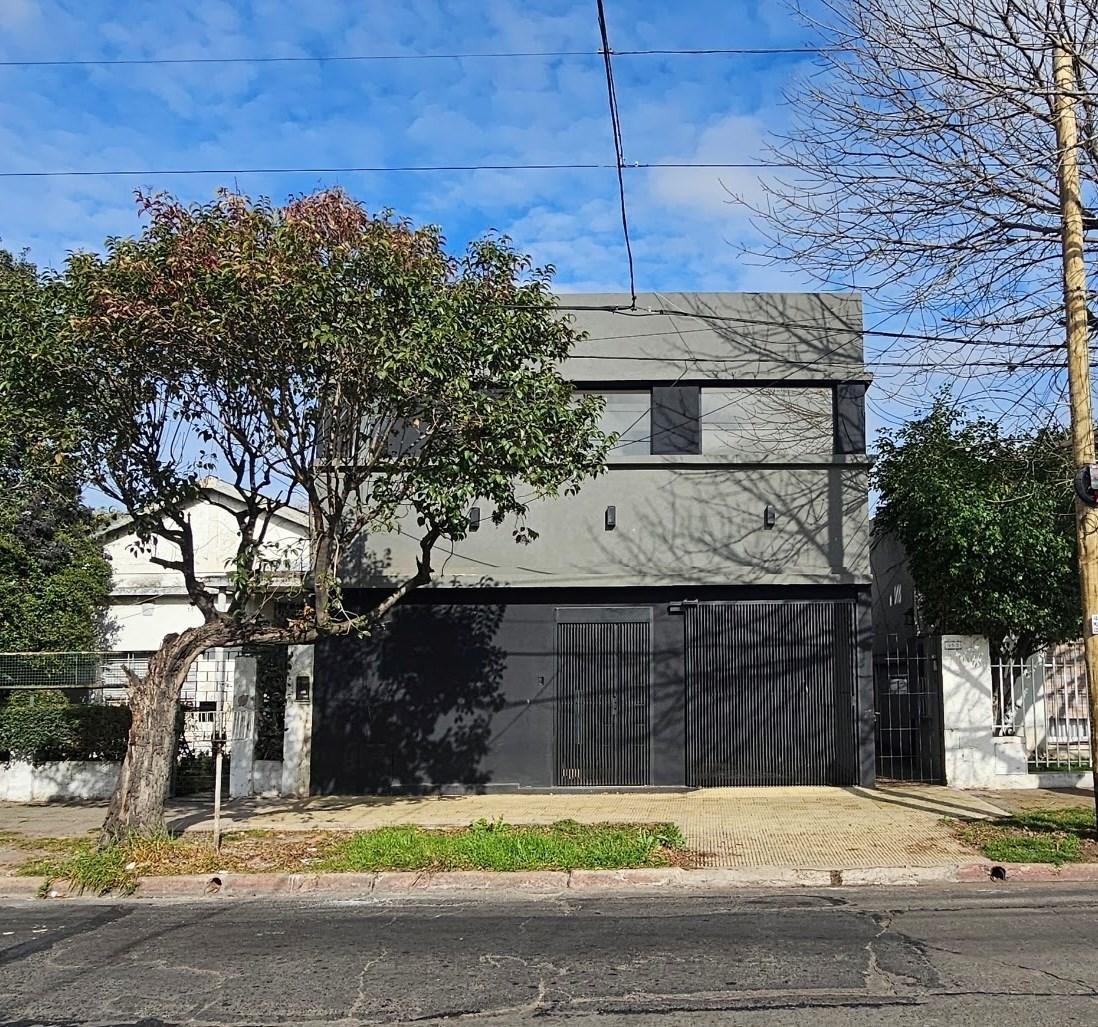 Foto de Departamento PH en Venta en Haedo, Morón, G.B.A. Zona Oeste, imagen 1