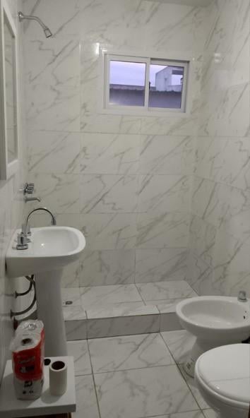 Foto de Departamento 2 amb c/ cochera en Alquiler en Morón, G.B.A. Zona Oeste, imagen 4