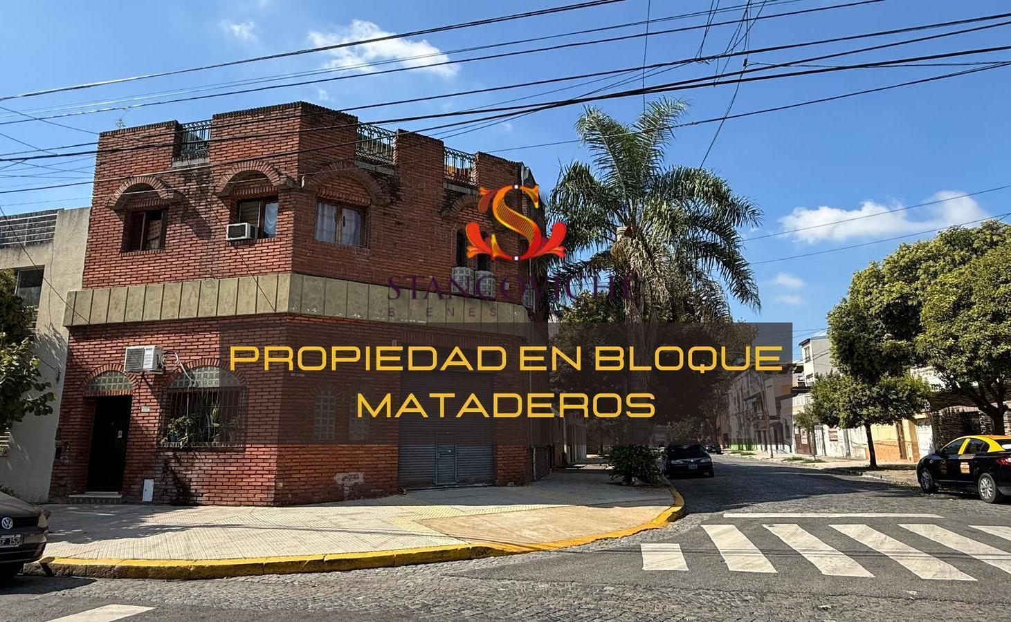 Foto de Casa en bloque, 3 dptos, 1 local. 10 ambientes., imagen 2