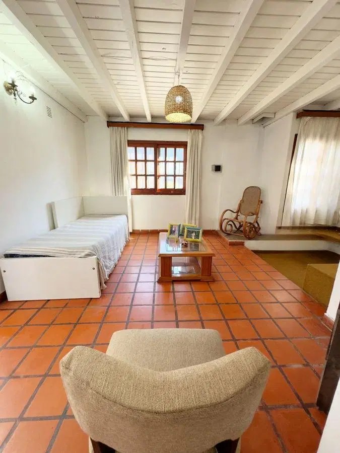 VENTA Casa 5 dormitorios en La Plata 2