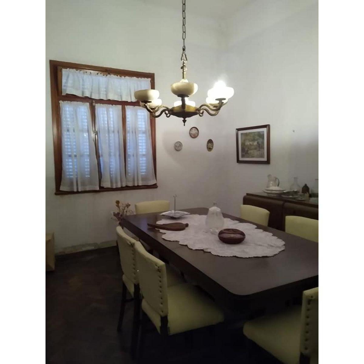 Casa de 3 Dorm. en Venta - Arroyito 4