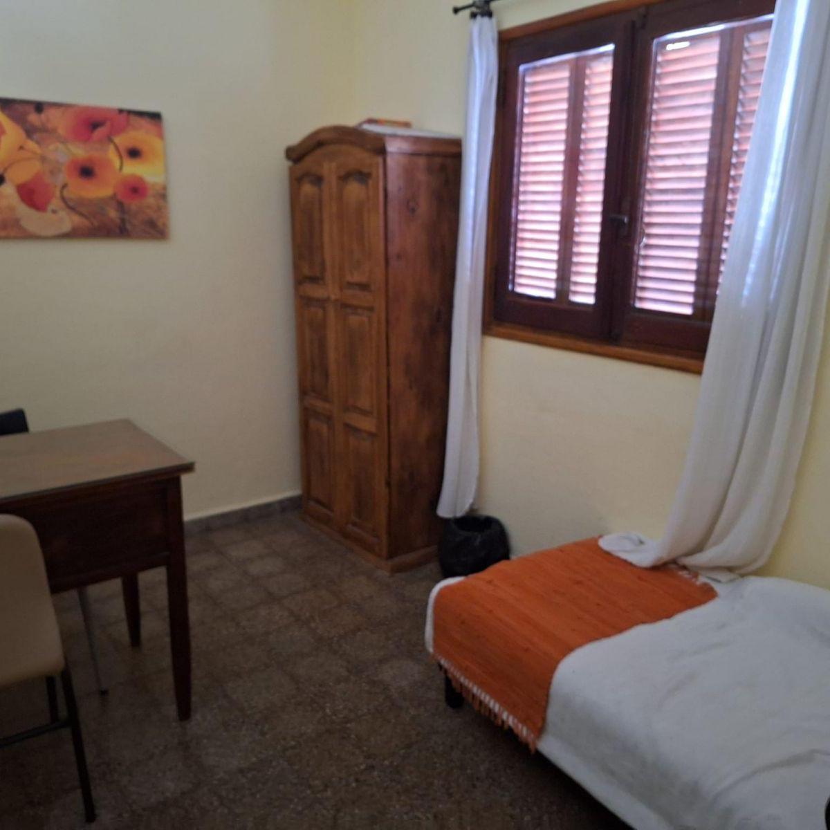 Casa de 2 Dorm. - Granadero Baigorria 3