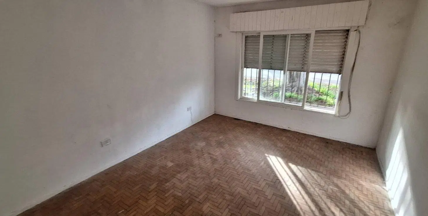 CASA DE 2 DORMITORIOS EN VENTA 4