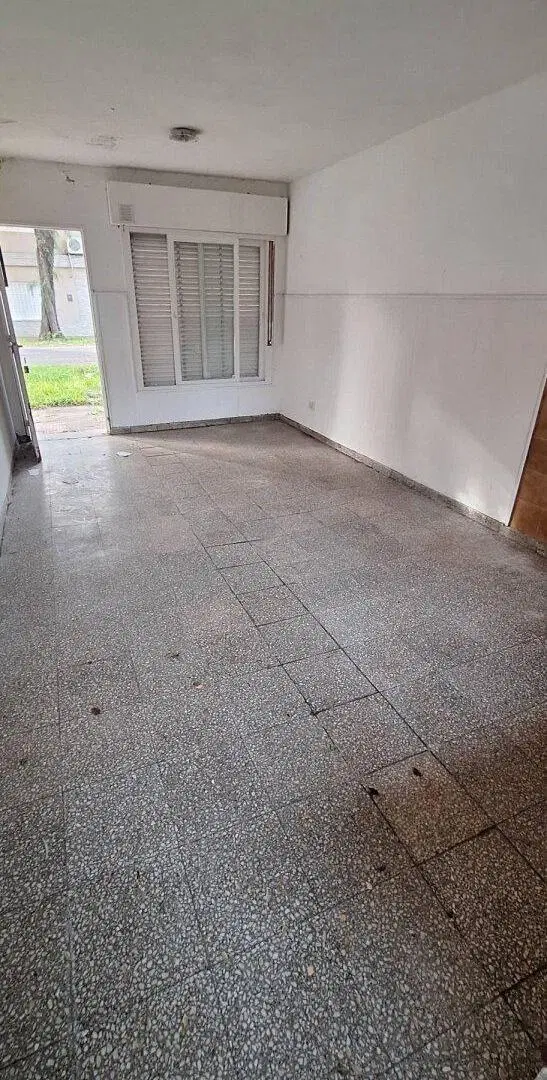 CASA DE 2 DORMITORIOS EN VENTA 3