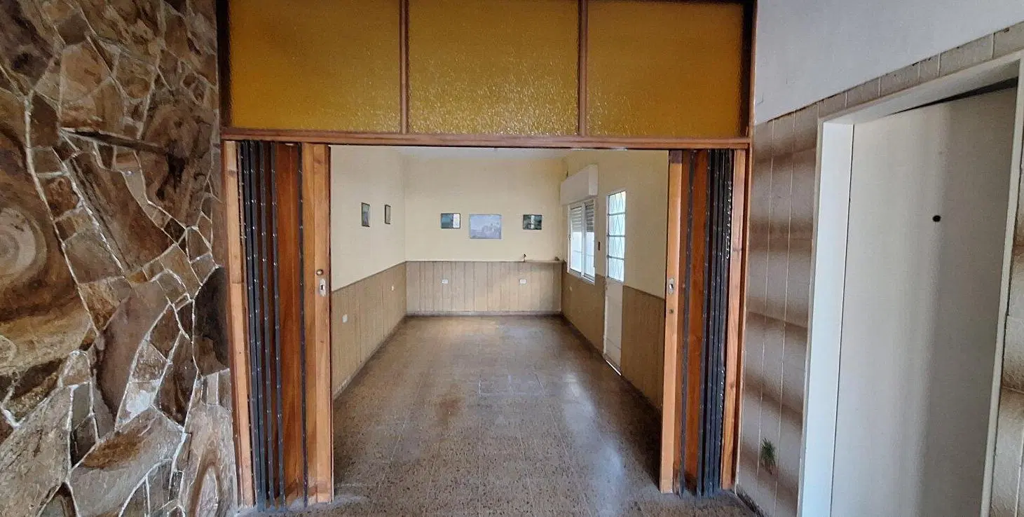 CASA DE 2 DORMITORIOS ARROYITO 4