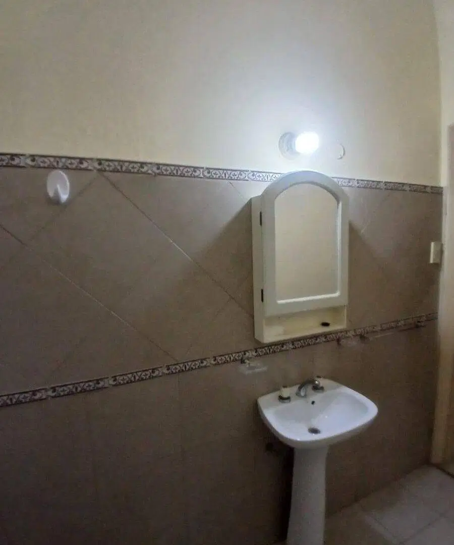 CASA DE 1 DORMITORIO EN ALQUILER ARROYITO 5