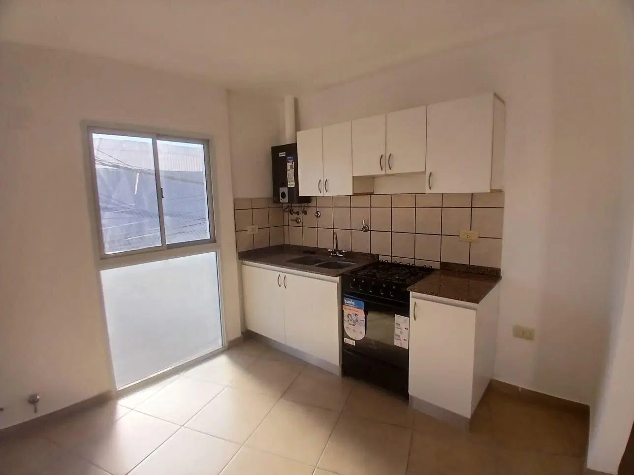 CASA INTERNA DE 1 DORMITORIO 1