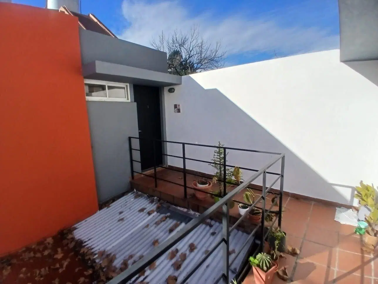 CASA INTERNA DE 1 DORMITORIO 3