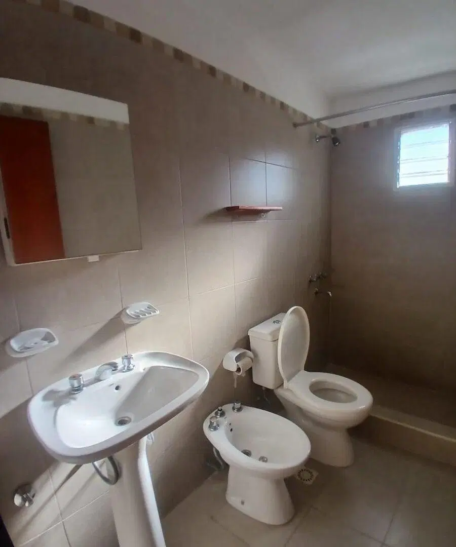 CASA INTERNA DE 1 DORMITORIO 4