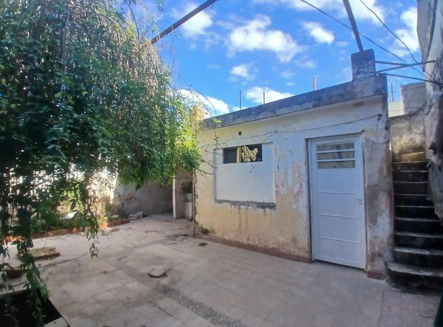 Casa de 2 Dormitorios en Venta Alberdi Oeste 3