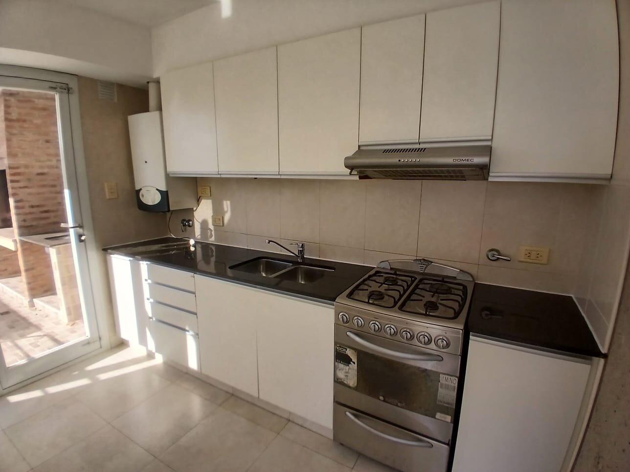 Foto de DEPARTAMENTO DE 2 DORMITORIOS Arroyito Residencial, imagen 2