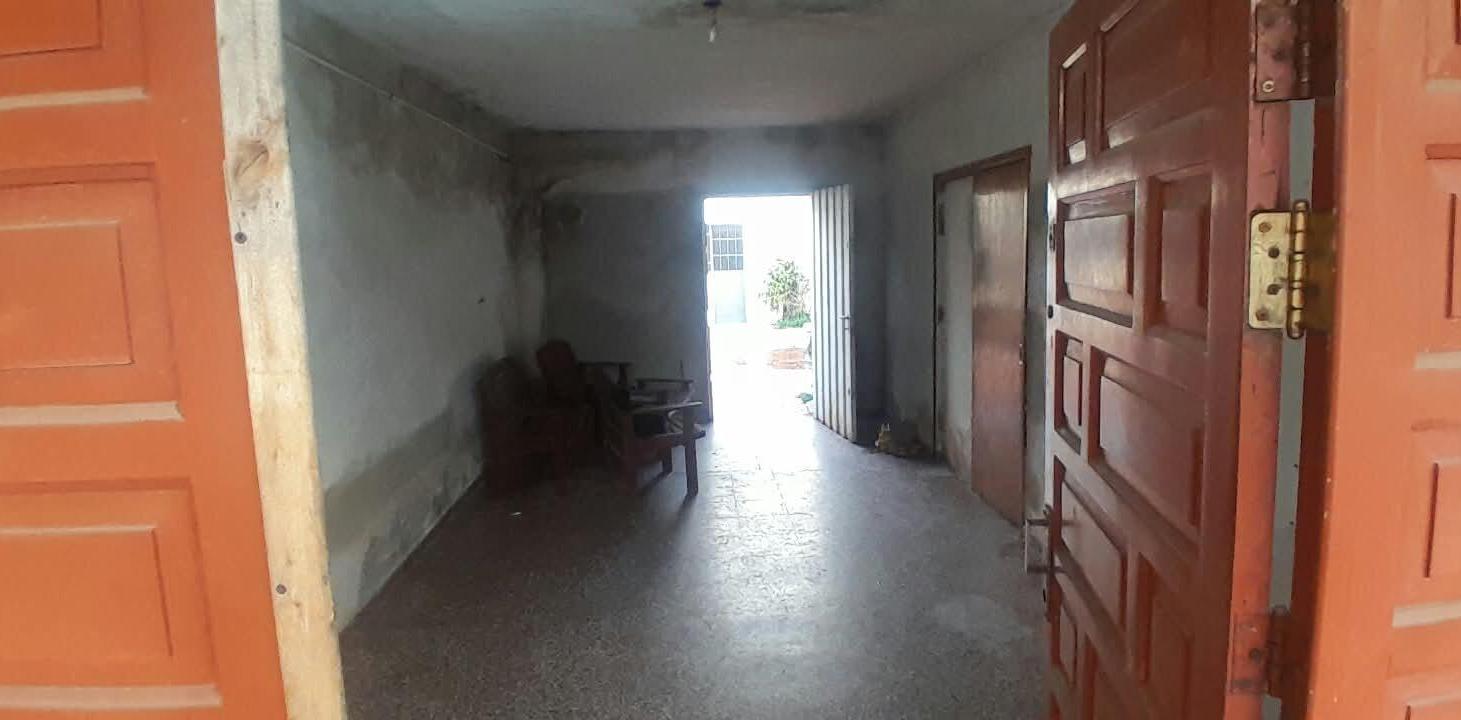 Foto de CASA DE 2 DORMITORIOS CON COCHERA INGRESO COMPARTIDO, imagen 2