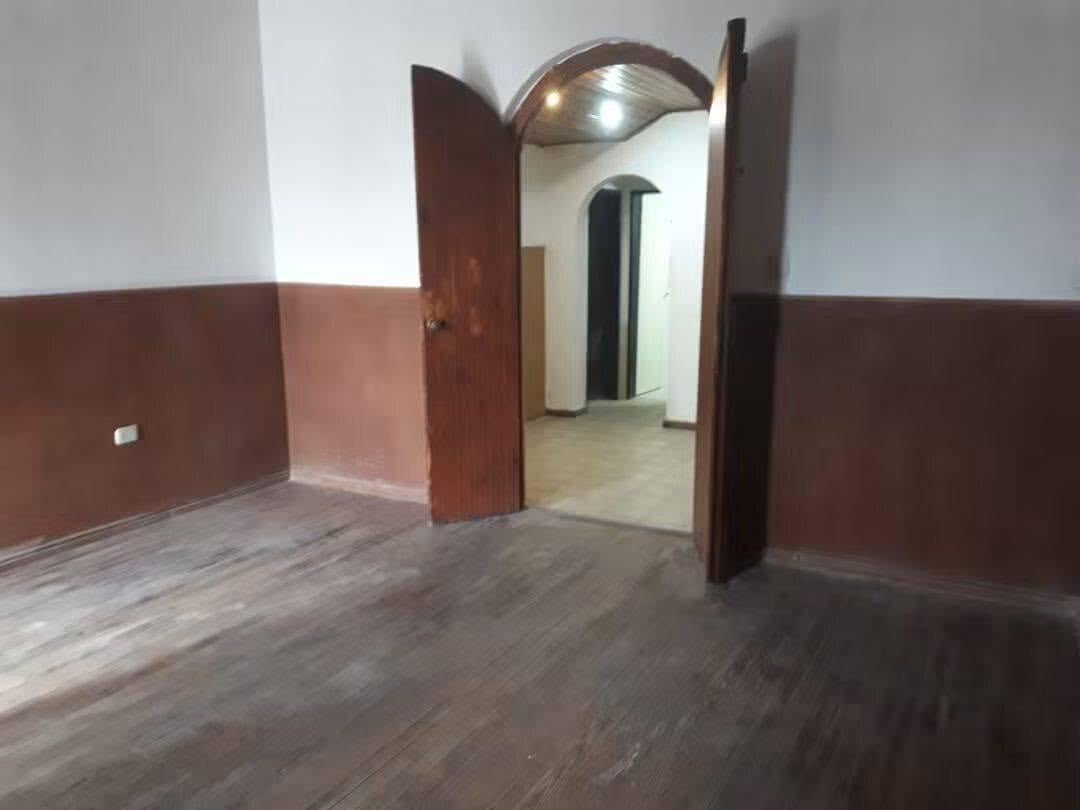 Foto de CASA AL FRENTE DE 1 DORMITORIO EN ALQUILER, imagen 1