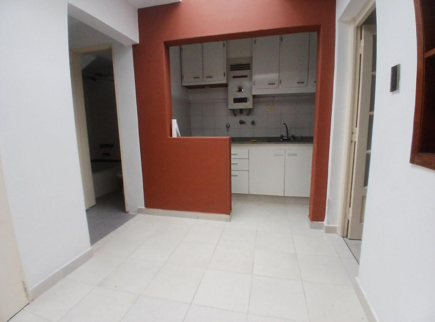 Foto de Casa interna 2 Dormitorios Barrio Sarmiento, imagen 4
