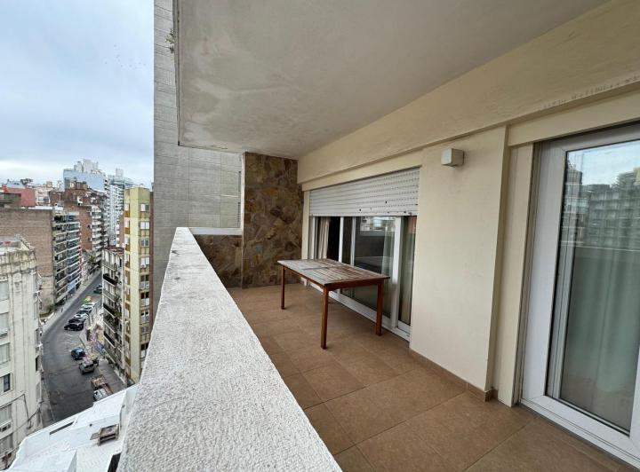 Departamento en venta en belgrano 700 con vista al rio 1