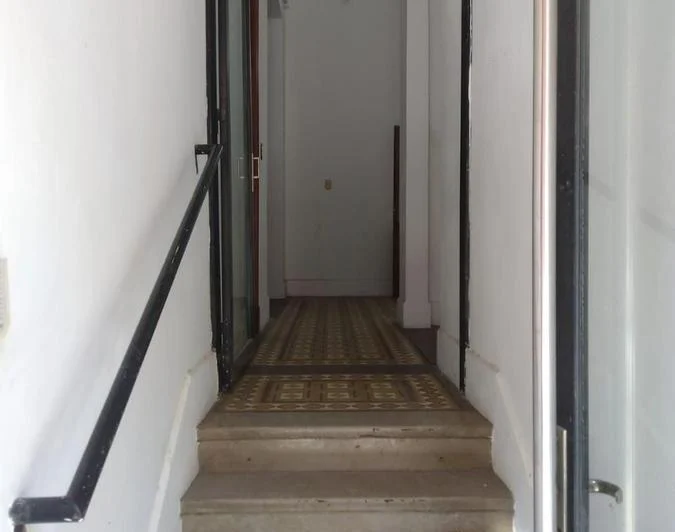 Gran casa al frente apta USO COMERCIAL - Presidente Roca 145 4