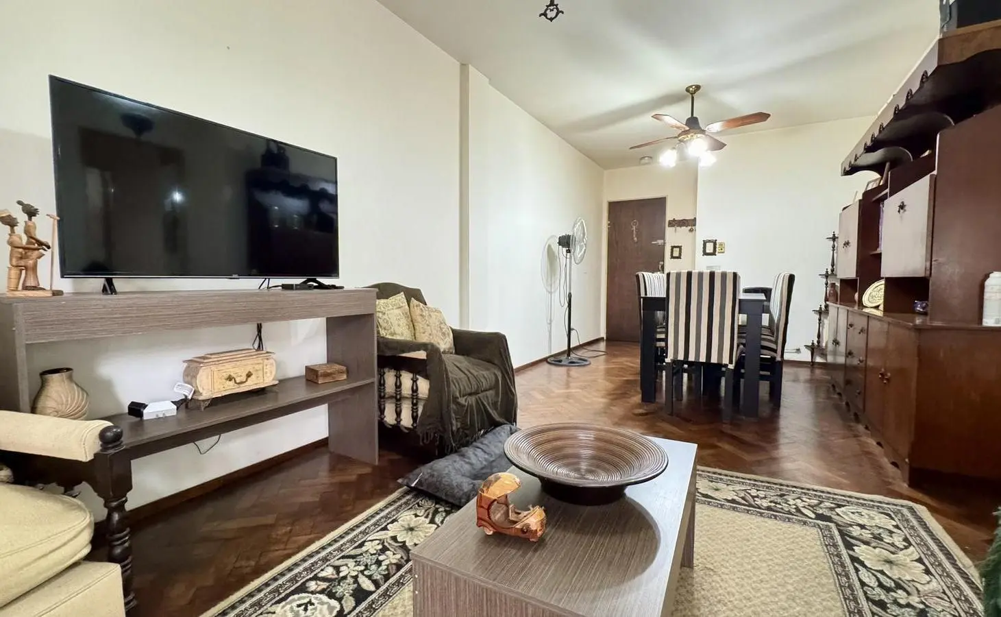 Departamento de 3 dormitorios con balcon en venta 1