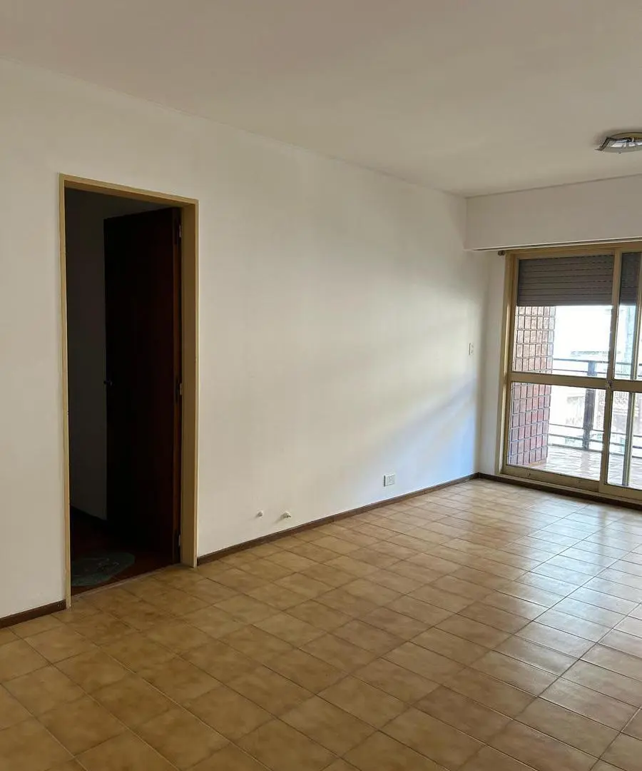 San Martin 587 04-03 2