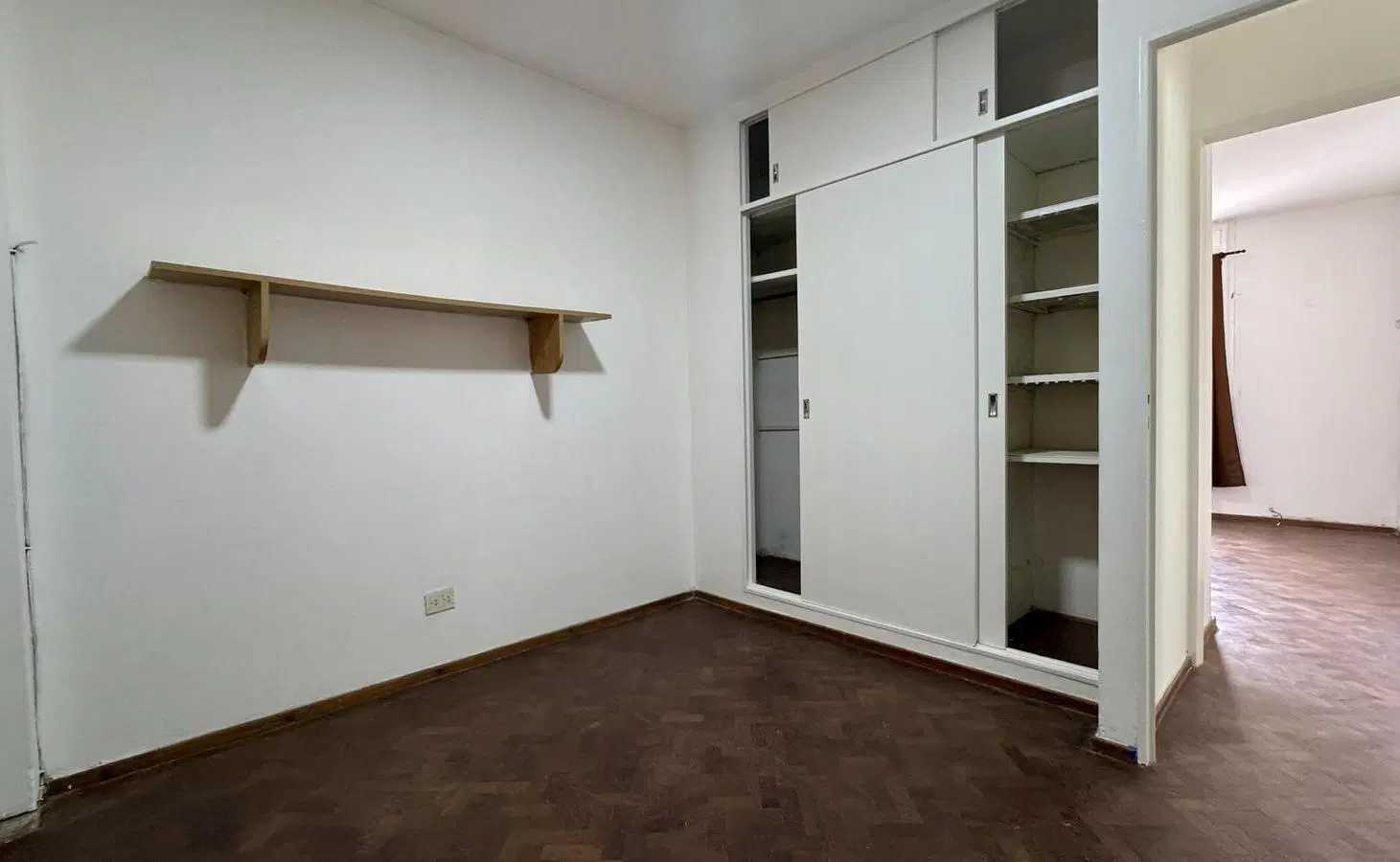 Departamento de 2 dormitorios en venta en Martin 4