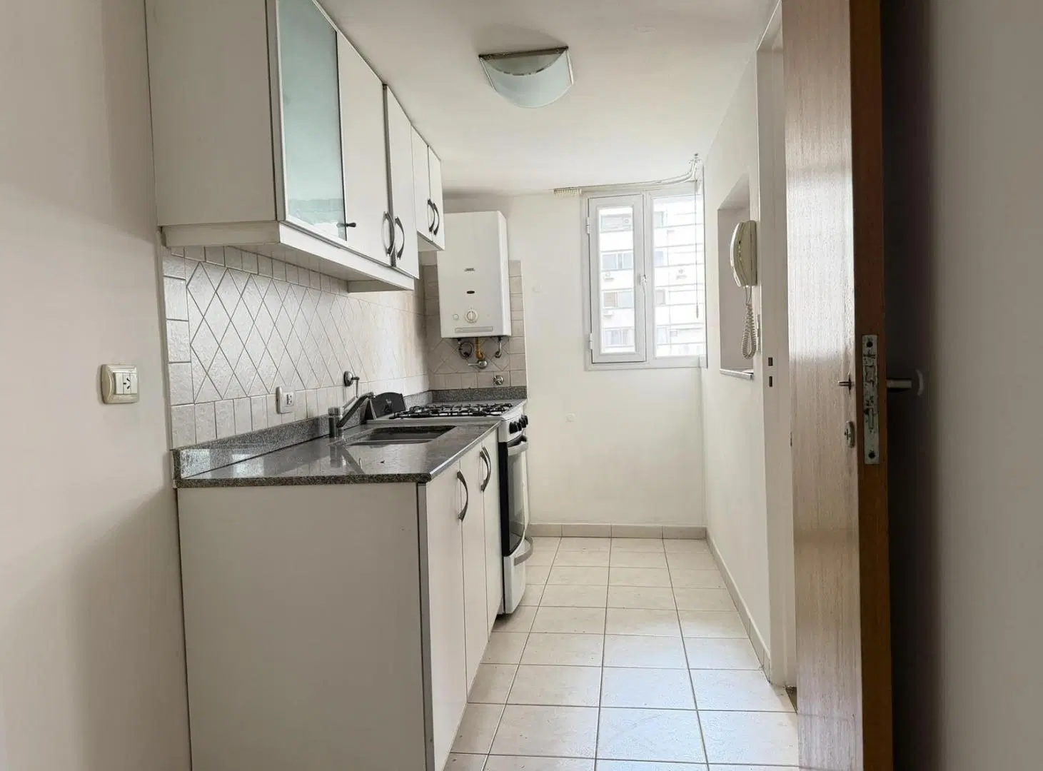 2 dormitorios con 2 baños y balcón en B. Martin 3