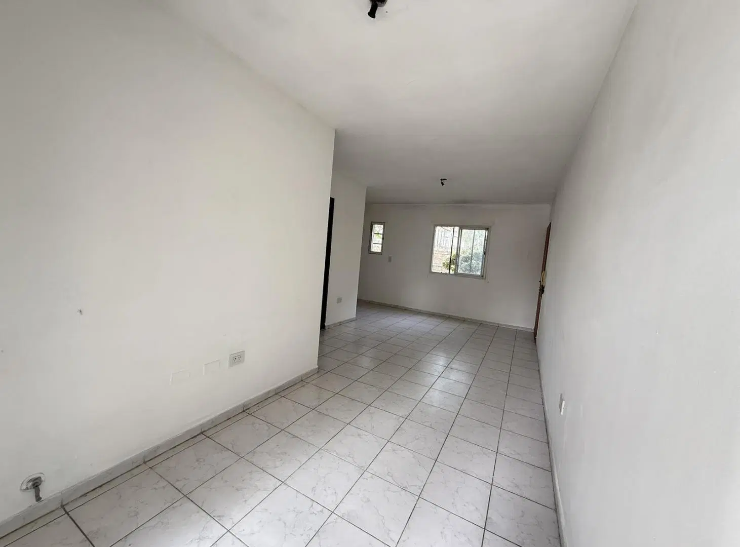 Departamento en Luis Agote 2