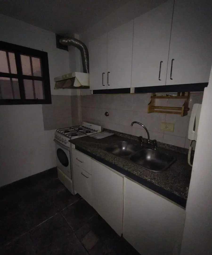 Dorrego 1649 01-02 3