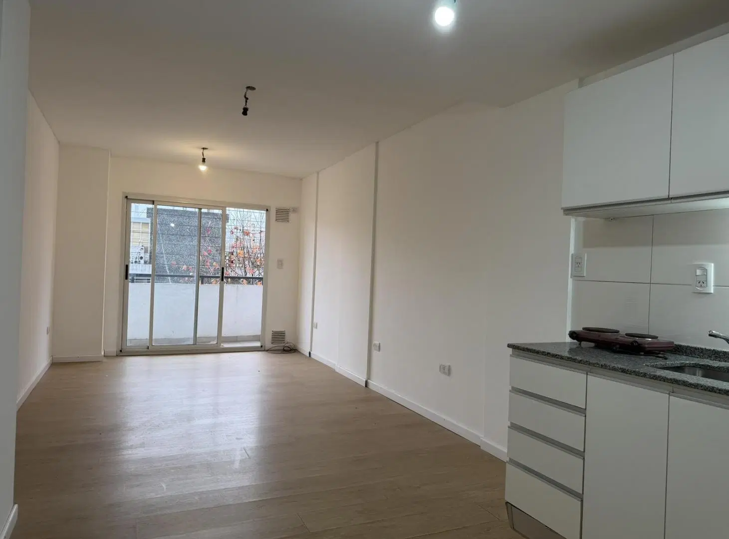 Departamento monoambiente en alquiler 5