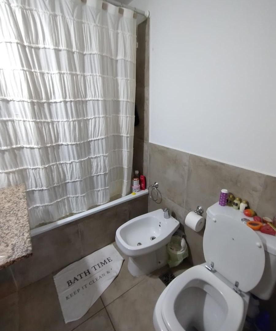Foto de Pellegrini 563 03-02, imagen 2