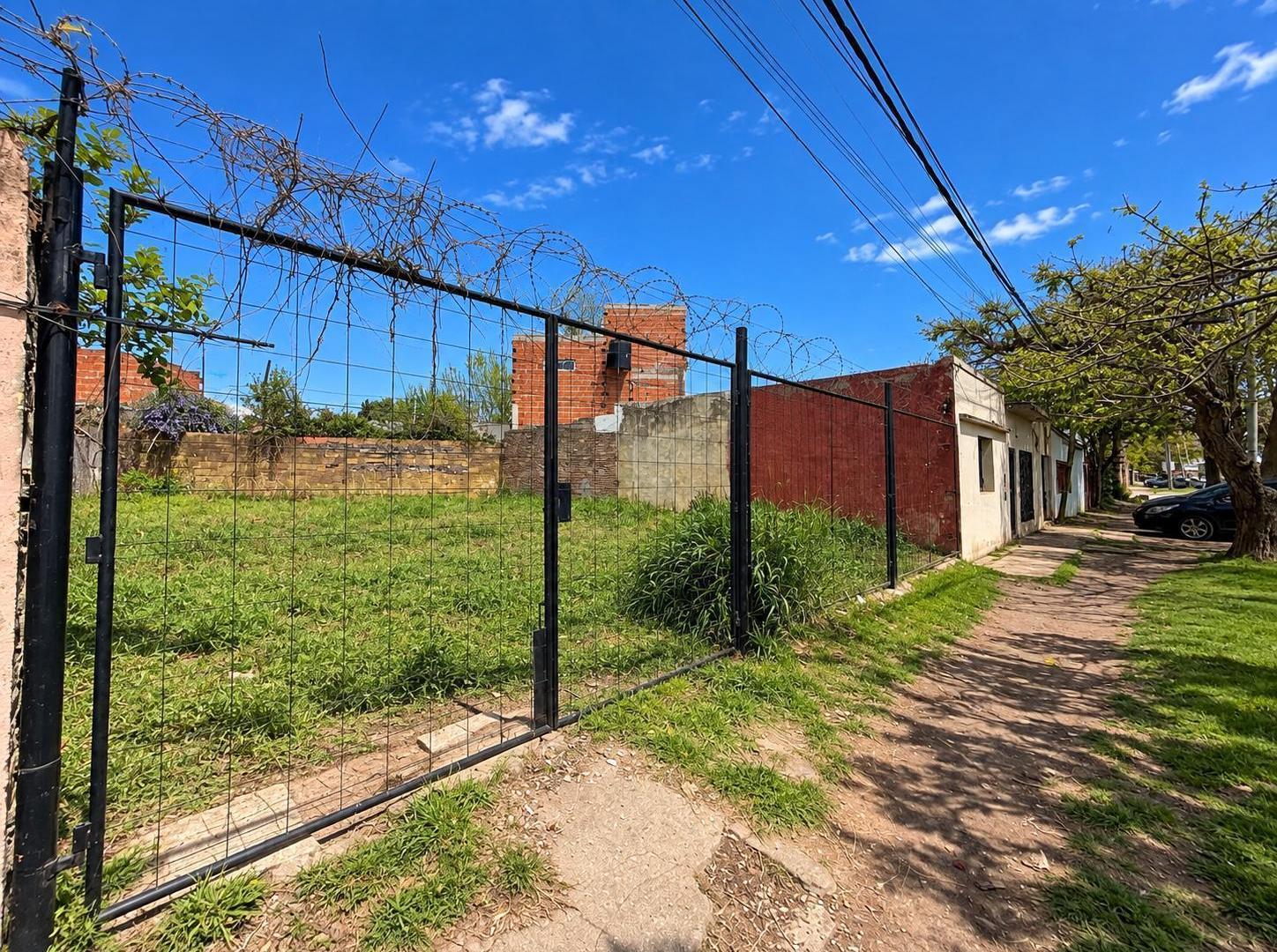 Foto de Terreno en Sarmiento, imagen 2