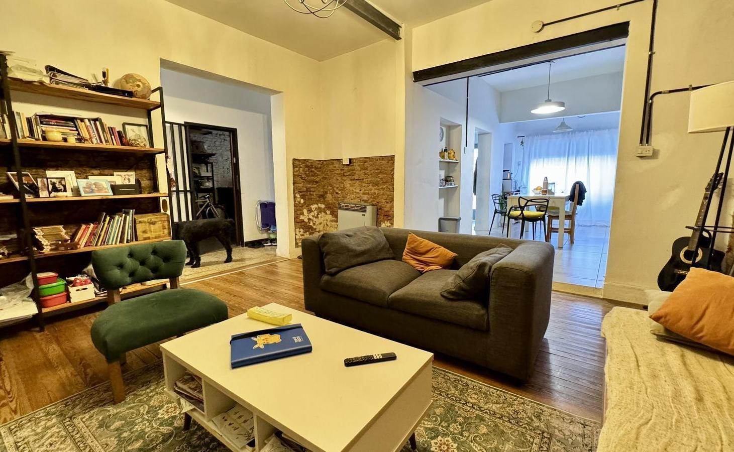 Foto de Casa de 3 dormitorios en venta en Arroyito, imagen 2