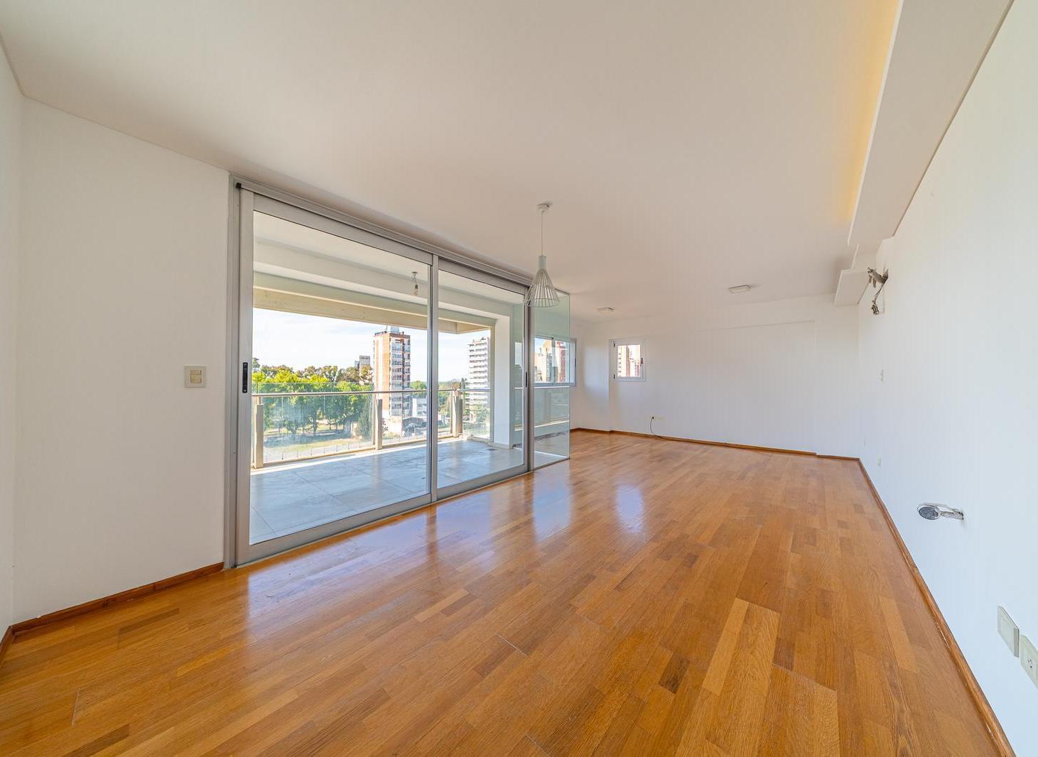 Foto de DEPARTAMENTO DE 2 DORMITORIOS CON BALCÓN ATERRAZADO Y VISTA PARCIAL AL, imagen 3