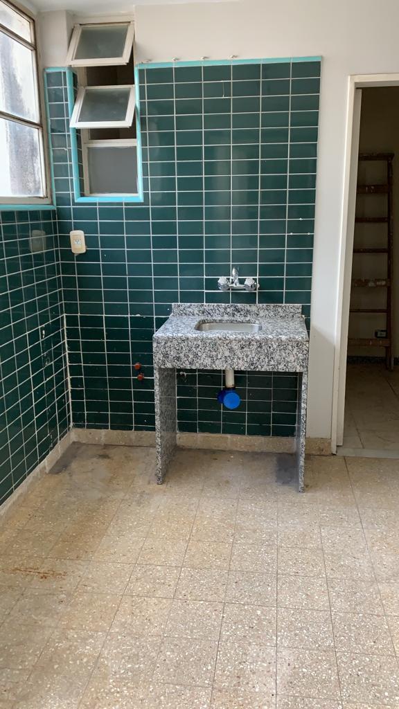 VENTA - DEPARTAMENTO - 4 DORMITORIOS - ENTRE RIOS 1100. OPORTUNIDAD!!!