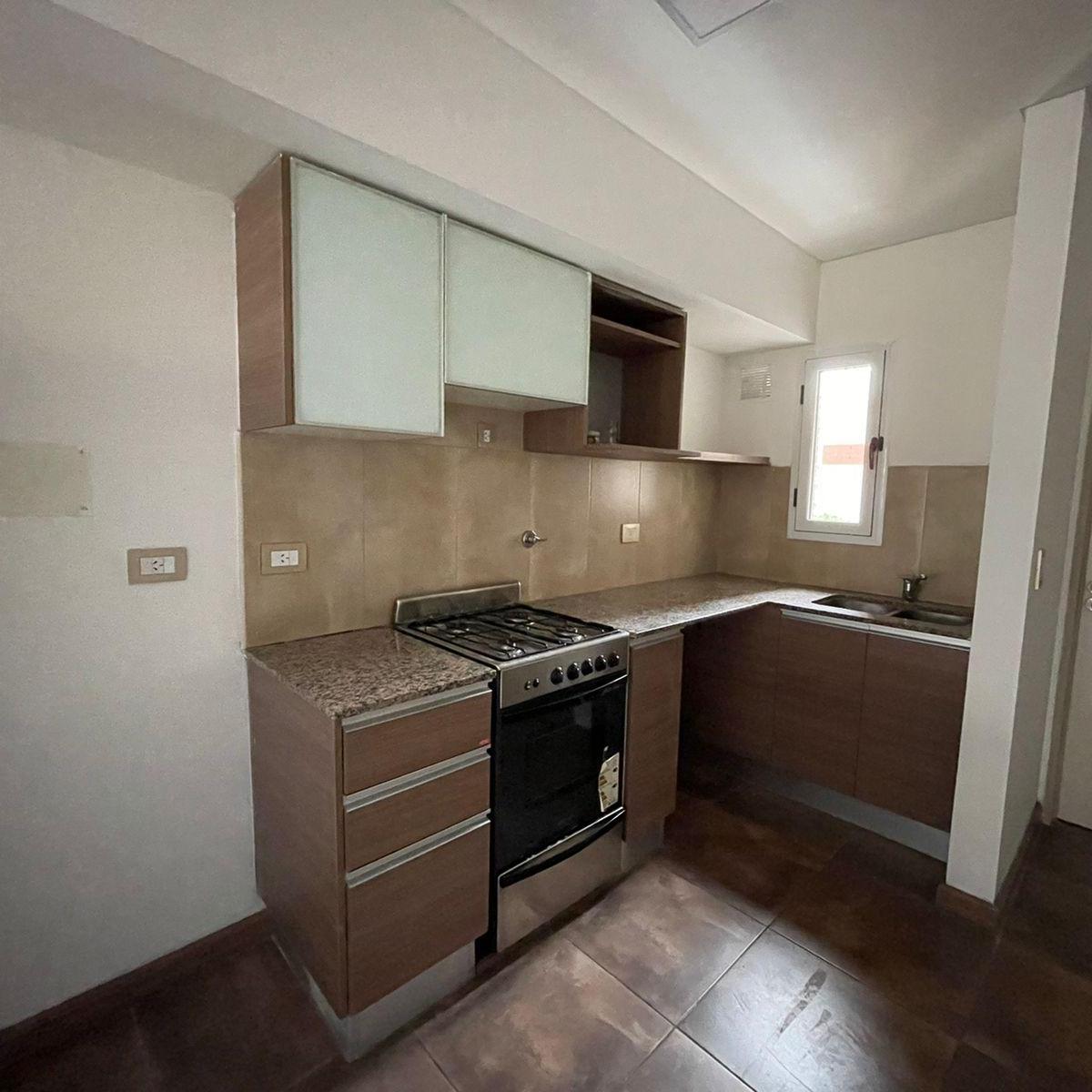 Venta - Departamento - Corrientes 1800, Piso 5º 1