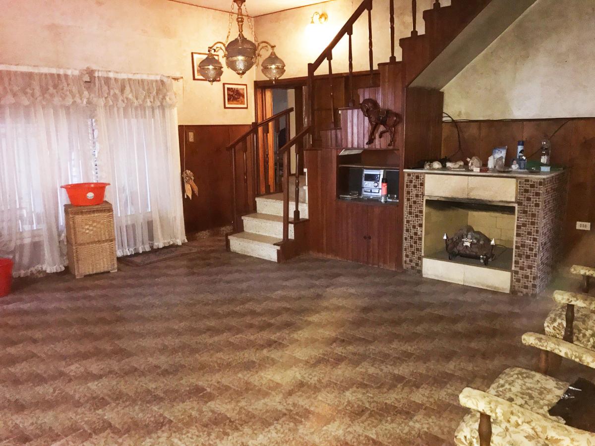 Venta - Casa y Galpon/deposito - Arijon y Callao 1