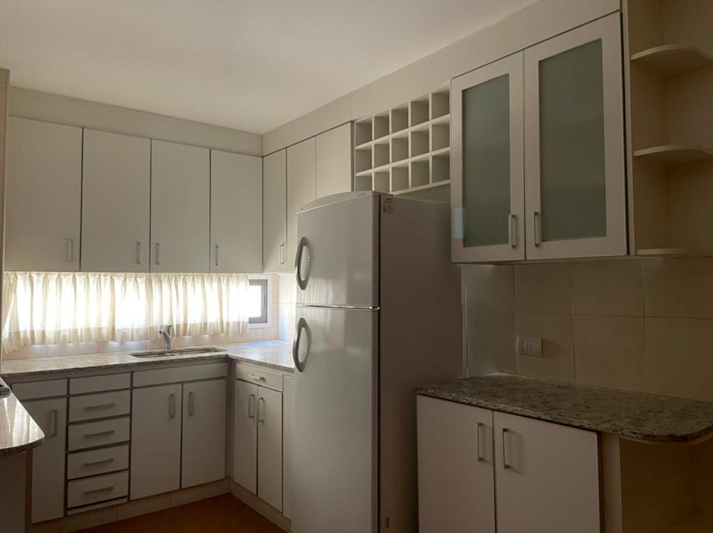 Venta - Dpto. - 3 Dorm. - Av Pellegrini 600 2