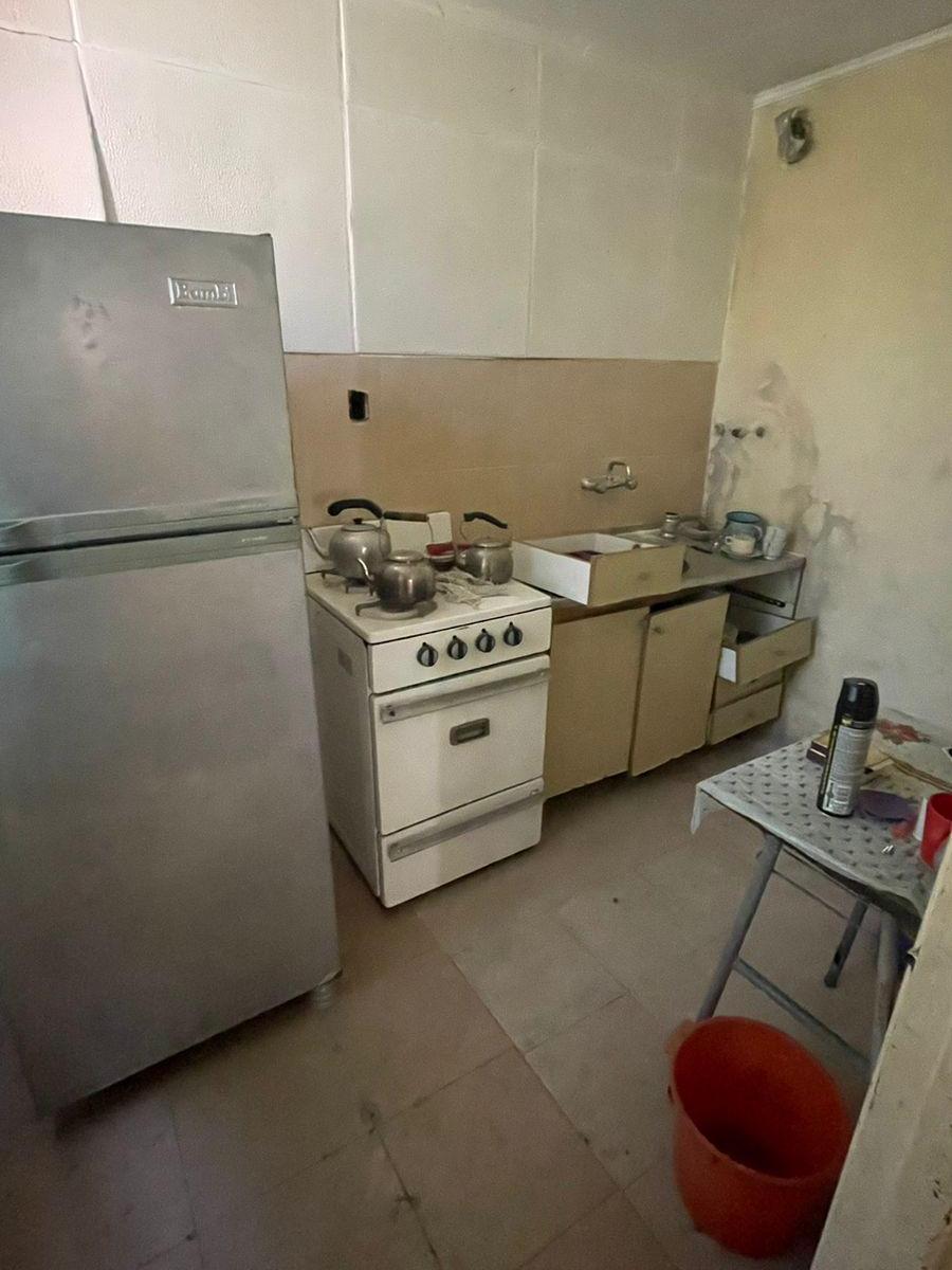 Foto de VENTA - INMUEBLE USO COMERCIAL - BERMUDEZ 5400 - RETASADO, imagen 3