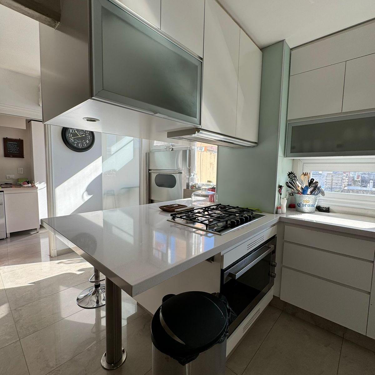 Venta - Depto - 4 Dorm - 2 Cocheras - Av Pellegrini 600 4