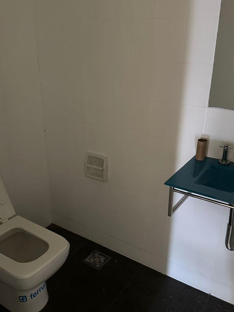 Venta - Departamento - 3 Dorm. - Moreno 1500, Piso 7º 2