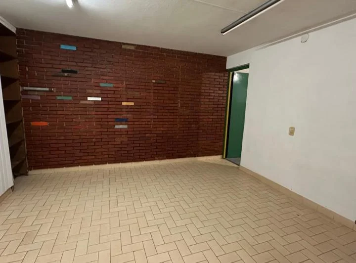 VENTA Y/O ALQUILER - CASA INTERNA - AV. PELLEGRINI 1000  5